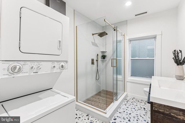 2504 E YORK ST, Philadelphia, PA 19125