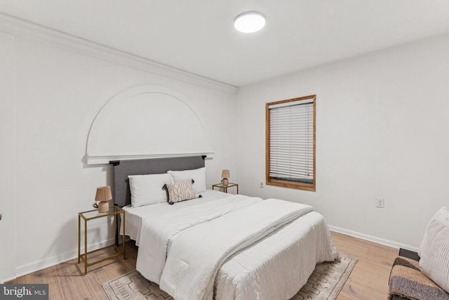 2504 E YORK ST, Philadelphia, PA 19125