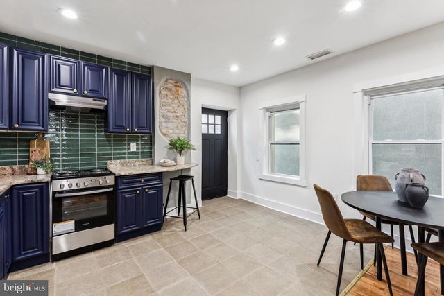 2504 E YORK ST, Philadelphia, PA 19125