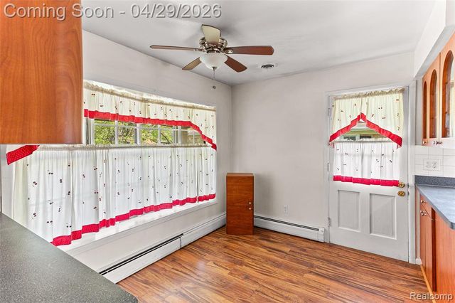 4581 Parkside Boulevard, Allen Park, MI 48101