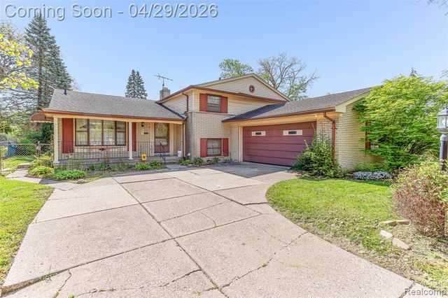 4581 Parkside Boulevard, Allen Park, MI 48101
