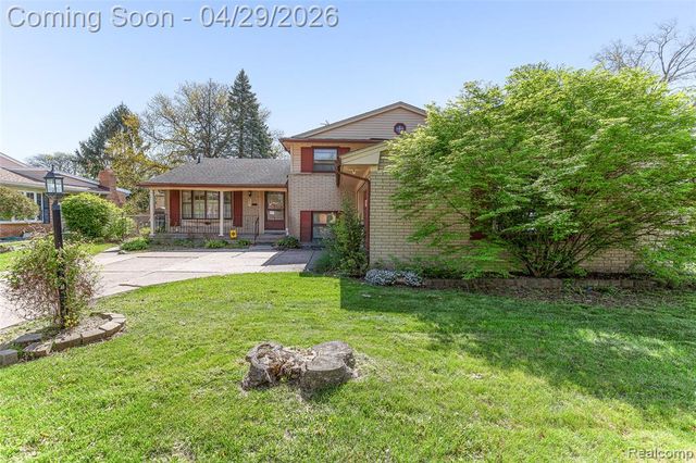 4581 Parkside Boulevard, Allen Park, MI 48101