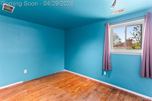 4581 Parkside Boulevard, Allen Park, MI 48101