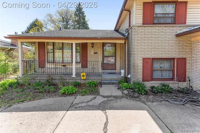 4581 Parkside Boulevard, Allen Park, MI 48101