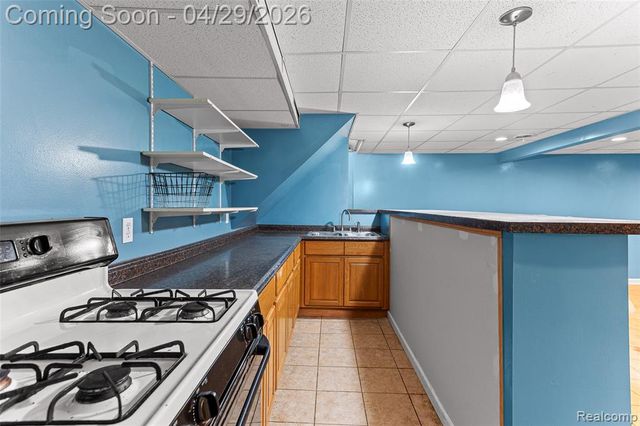 4581 Parkside Boulevard, Allen Park, MI 48101