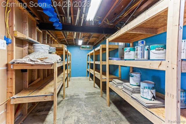 4581 Parkside Boulevard, Allen Park, MI 48101