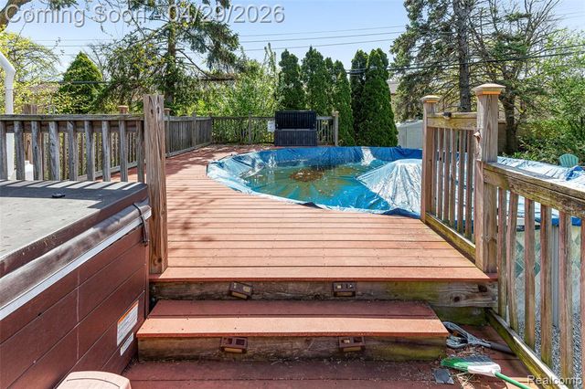 4581 Parkside Boulevard, Allen Park, MI 48101