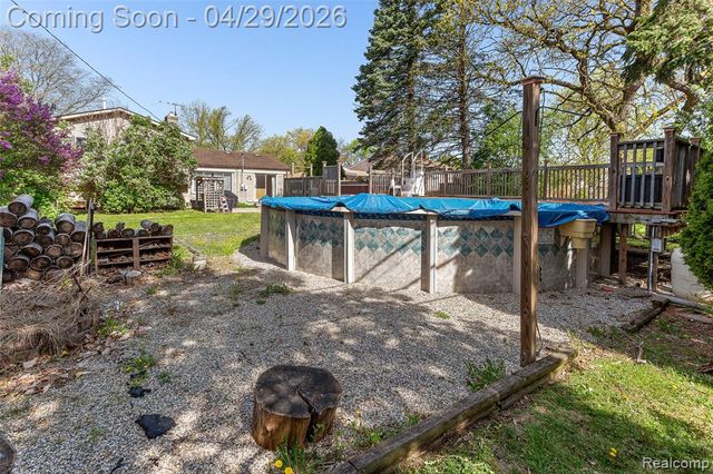 4581 Parkside Boulevard, Allen Park, MI 48101