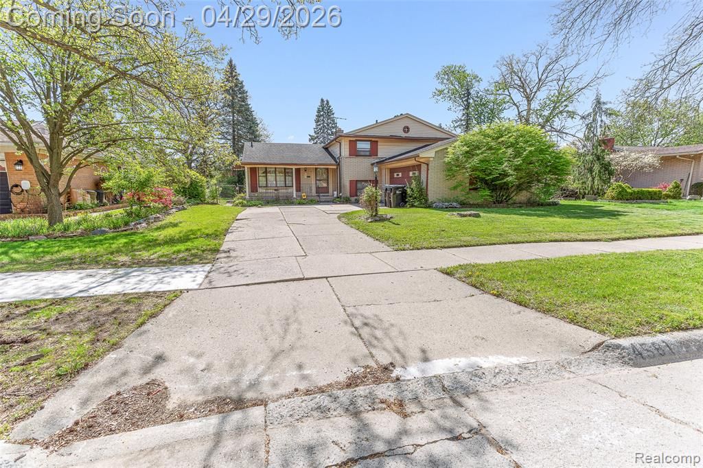 4581 Parkside Boulevard, Allen Park, MI 48101