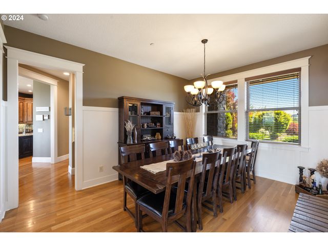 31155 Sw LAURELVIEW Rd, Hillsboro, OR 97123