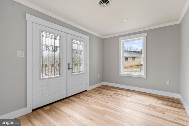 18212 WOODSIDE DR, Hagerstown, MD 21740