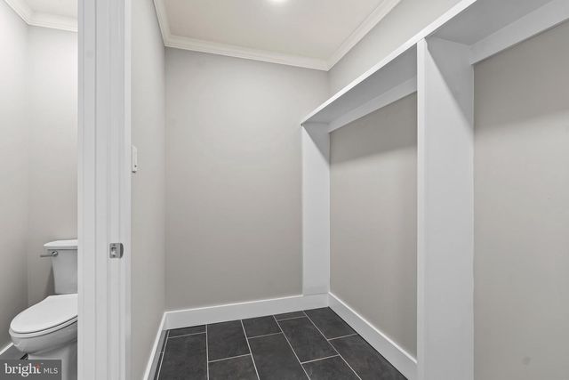 18212 WOODSIDE DR, Hagerstown, MD 21740