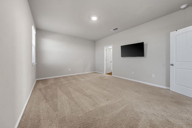 208 Bunting LN, Bertram, TX 78605