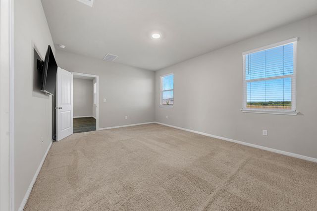 208 Bunting LN, Bertram, TX 78605