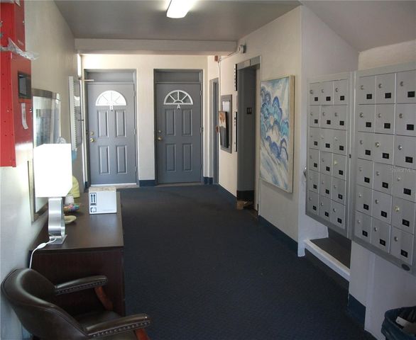 200 N BETTY LANE 5F, Clearwater, FL 33755