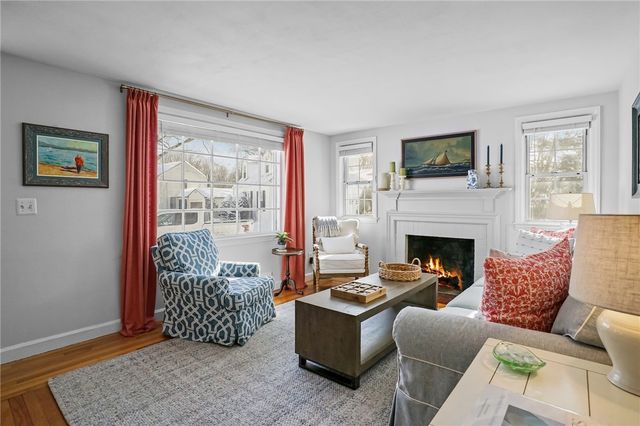 44 Westbrook Road, Warwick, RI 02886