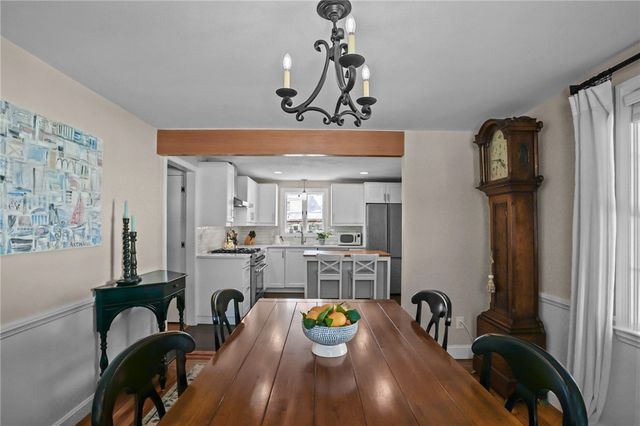 44 Westbrook Road, Warwick, RI 02886