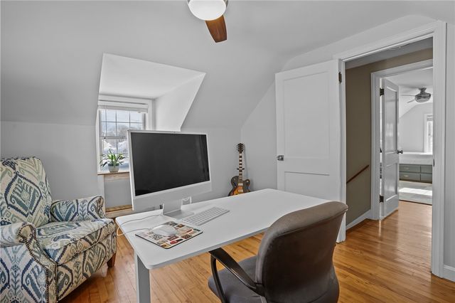 44 Westbrook Road, Warwick, RI 02886