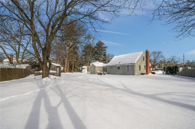 44 Westbrook Road, Warwick, RI 02886