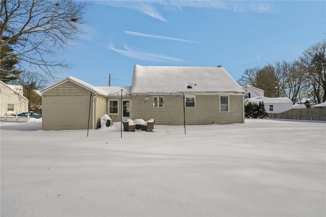 44 Westbrook Road, Warwick, RI 02886