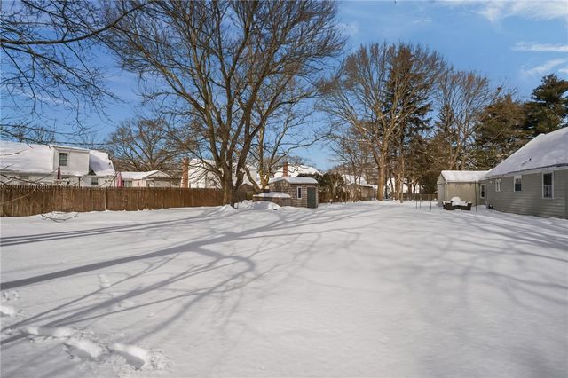 44 Westbrook Road, Warwick, RI 02886