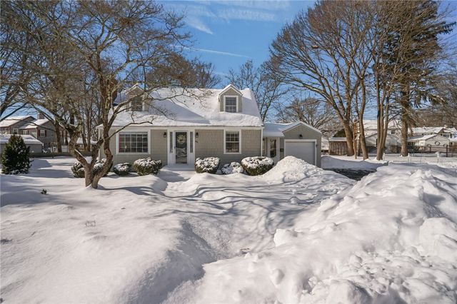 44 Westbrook Road, Warwick, RI 02886