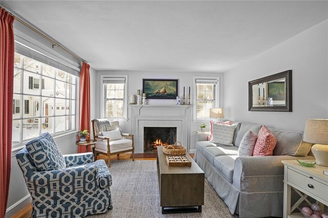 44 Westbrook Road, Warwick, RI 02886