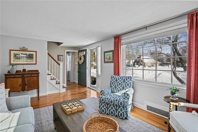 44 Westbrook Road, Warwick, RI 02886