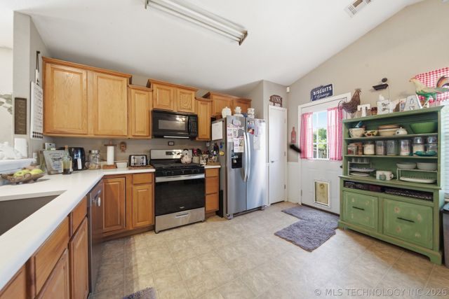 93 W Fairlane Place, Sapulpa, OK 74066