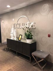 250 Pharr NE Road 1002, Atlanta, GA 30305