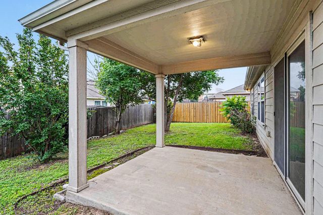 1865 Lynnwood Hills Drive, Fort Worth, TX 76112