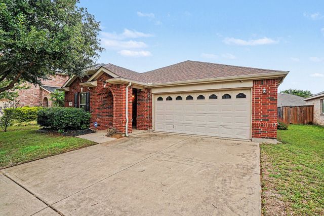 1865 Lynnwood Hills Drive, Fort Worth, TX 76112