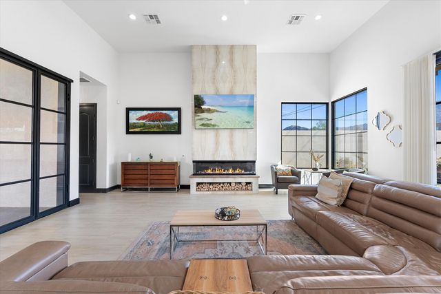 10310 Signal Avenue NE, Albuquerque, NM 87122