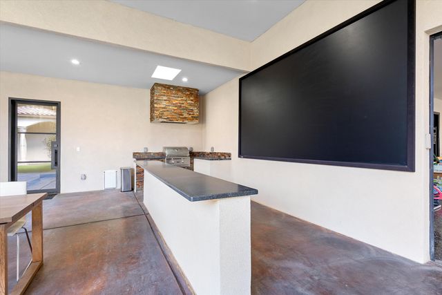 10310 Signal Avenue NE, Albuquerque, NM 87122