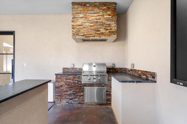 10310 Signal Avenue NE, Albuquerque, NM 87122
