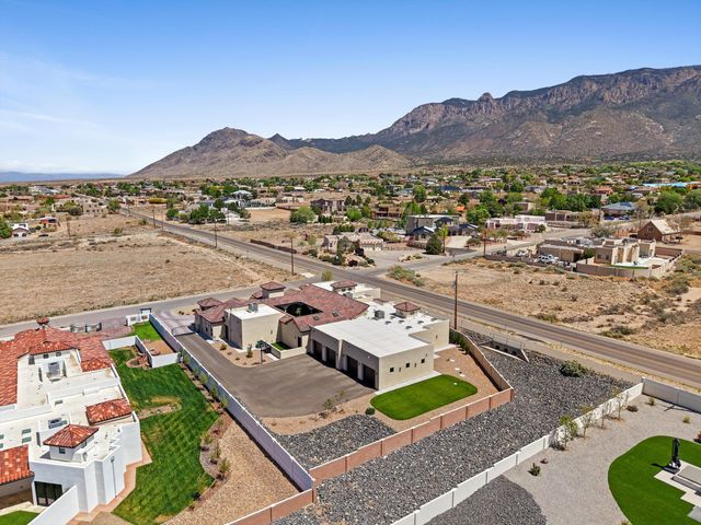 10310 Signal Avenue NE, Albuquerque, NM 87122