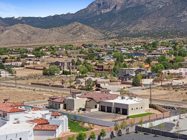 10310 Signal Avenue NE, Albuquerque, NM 87122
