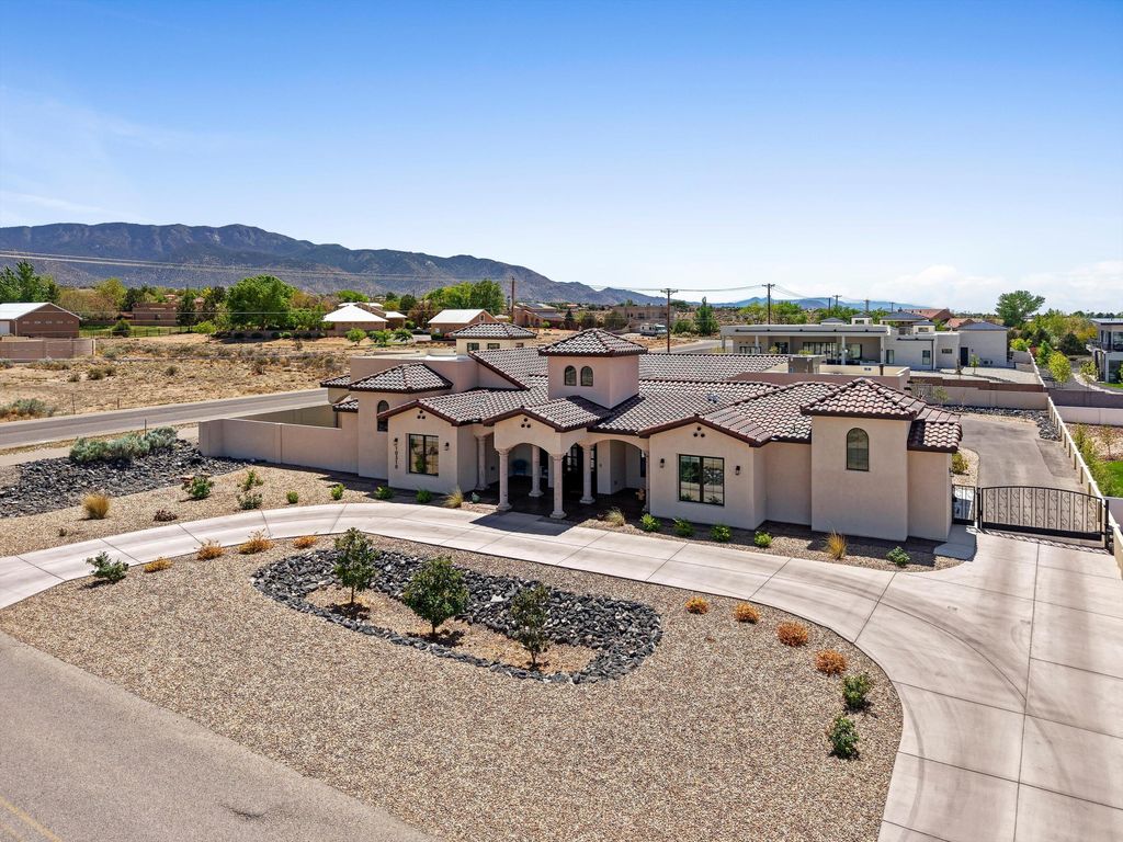 10310 Signal Avenue NE, Albuquerque, NM 87122