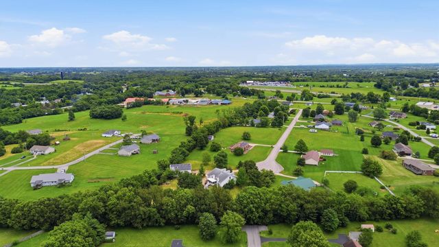 130 Kay Avenue, Lancaster, KY 40444