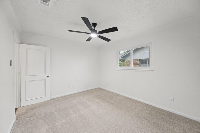 1882 Hillcrest Drive, Lewisville, TX 75077