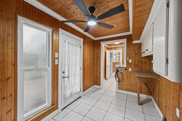 1882 Hillcrest Drive, Lewisville, TX 75077