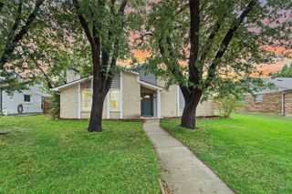 1882 Hillcrest Drive, Lewisville, TX 75077