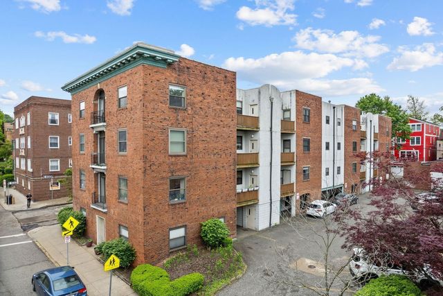 5611 Elmer Street 202, Shadyside, PA 15232