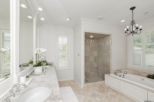 1605 Applewood Rd, Baton Rouge, LA 70808