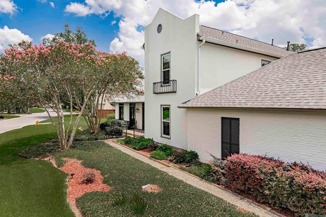 1605 Applewood Rd, Baton Rouge, LA 70808