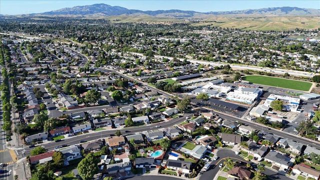 7947 Serena Court, Dublin, CA 94568