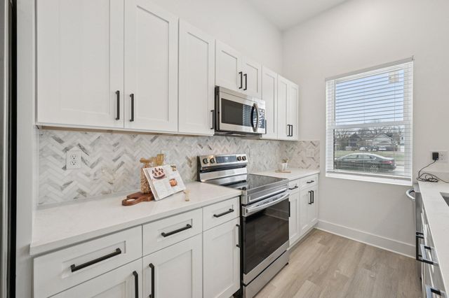 92 E Innis Avenue, Columbus, OH 43207