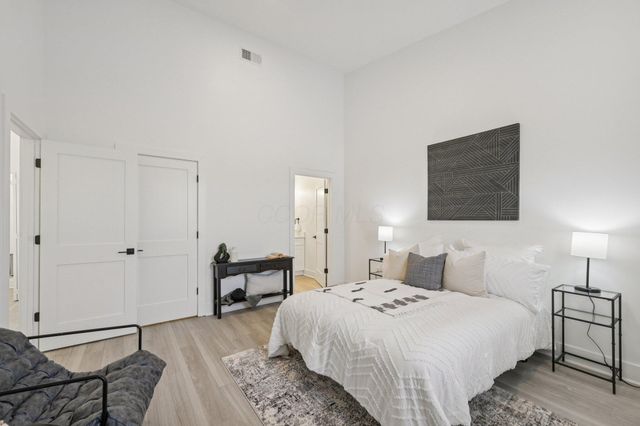 92 E Innis Avenue, Columbus, OH 43207