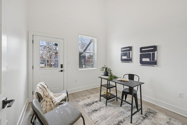 92 E Innis Avenue, Columbus, OH 43207