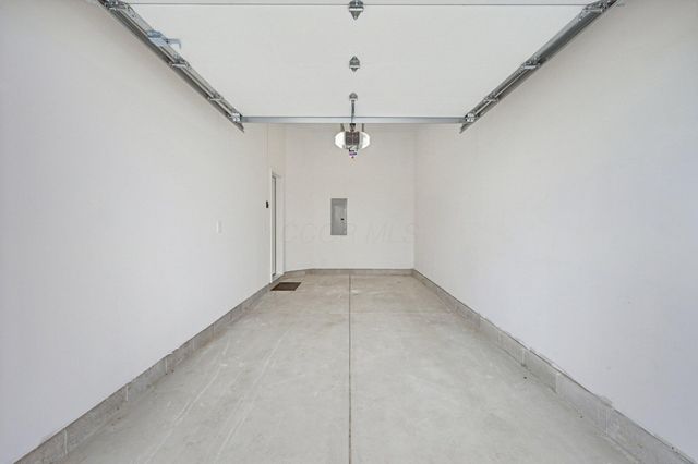 92 E Innis Avenue, Columbus, OH 43207